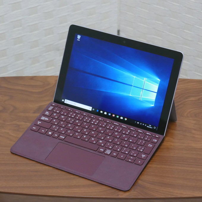 本体 キーボード合わせて 767g 毎日連れて歩きたいノートpc タブレット兼用の Surface Go オシャレなノートパソコンみつけたよ オシャパ